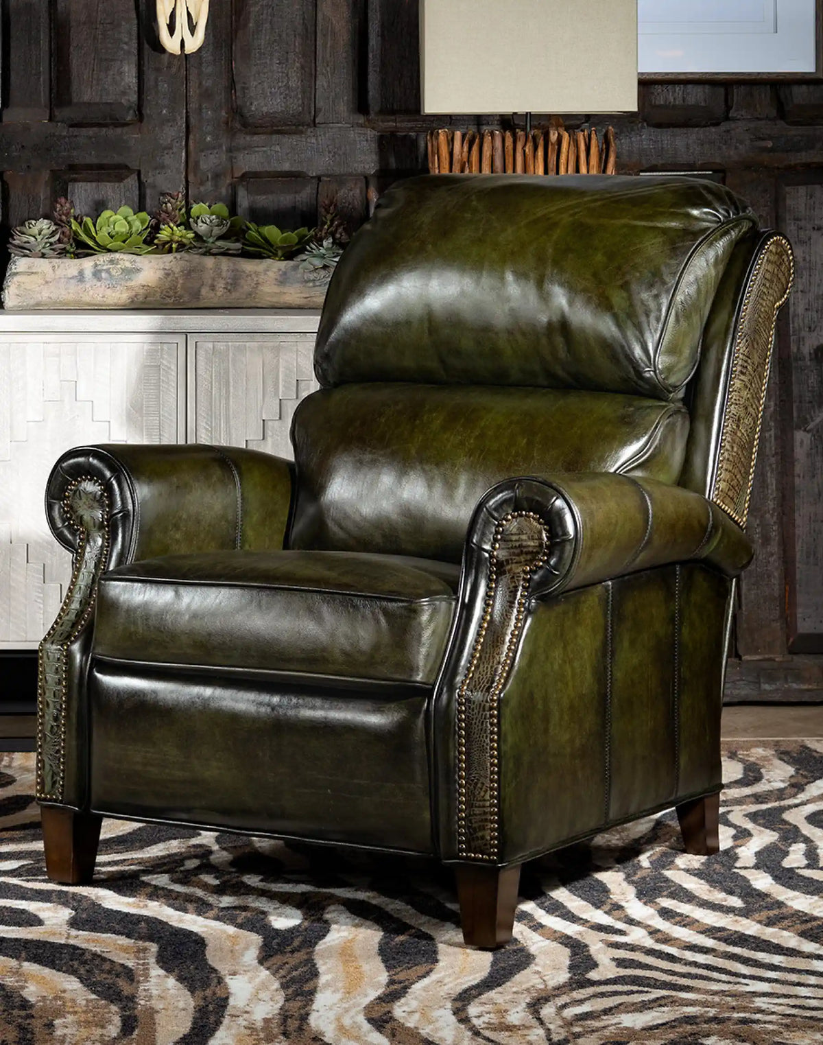 Daphne Leather Recliner - product view 2