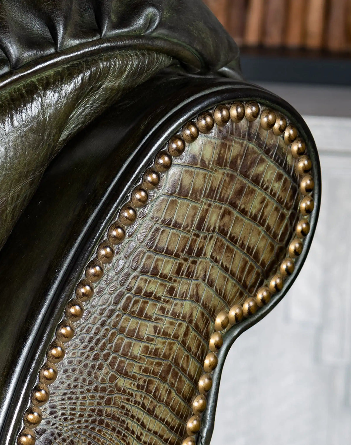 Daphne Leather Recliner - product view 9
